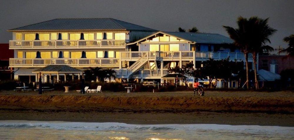 Rhumcay Beach Resort And Grille Форт Пиърс Екстериор снимка